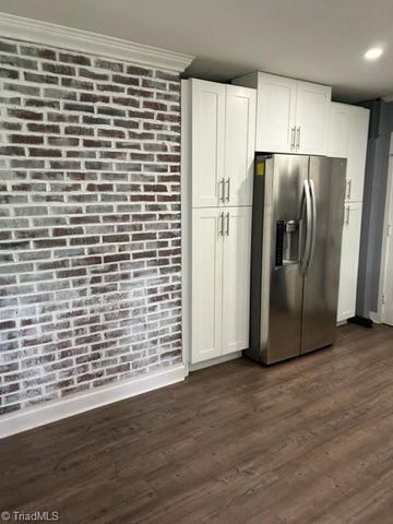 2461 Ardmore Manor, Winston-salem, NC 27103