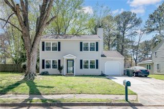 4 Kings Landing LN, Hampton, VA 23669