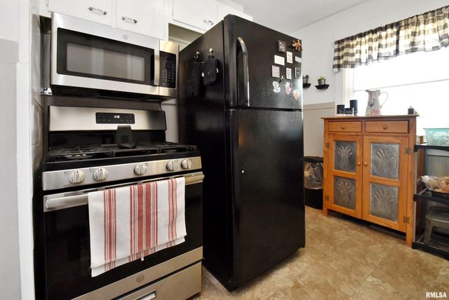 5903 S ADAMS Street, Bartonville, IL 61607