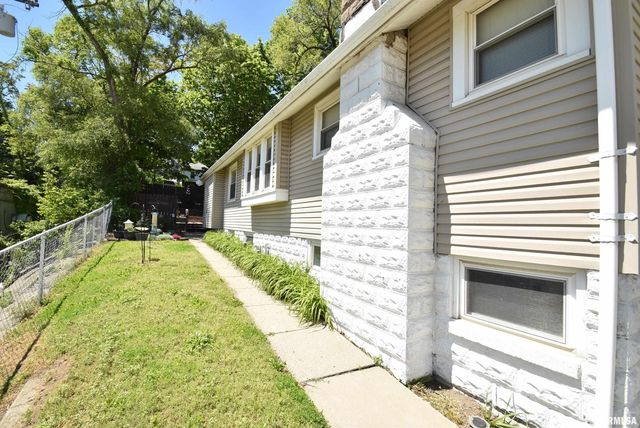 5903 S ADAMS Street, Bartonville, IL 61607