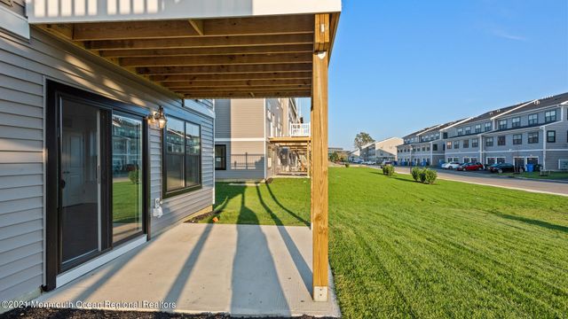 10 Mariveles Way, Tinton Falls, NJ 07724