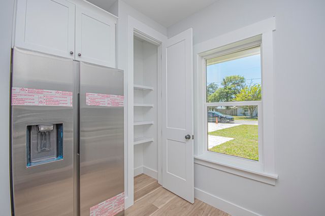 20 Wood Avenue, Panama City, FL 32404