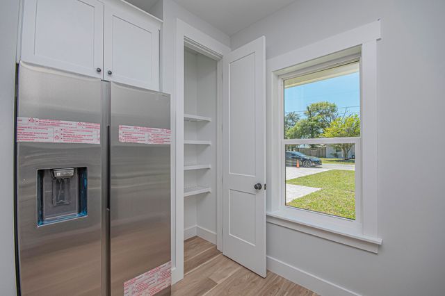 20 Wood Avenue, Panama City, FL 32404