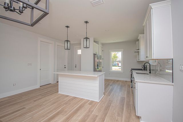 20 Wood Avenue, Panama City, FL 32404