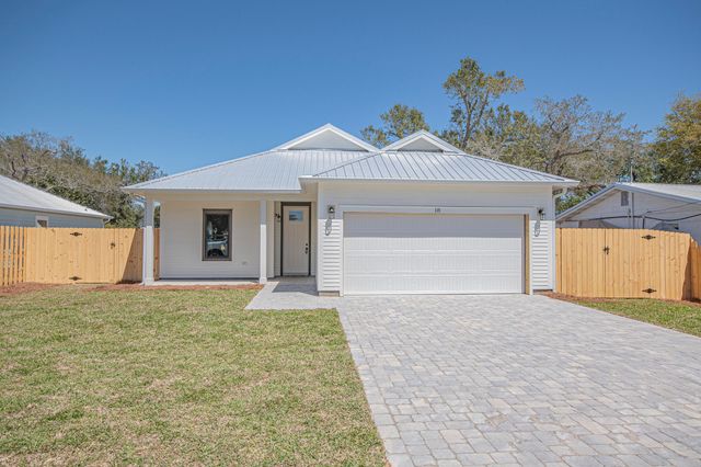 20 Wood Avenue, Panama City, FL 32404