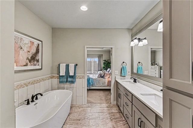 11458 S Waterford Drive, Olathe, KS 66061