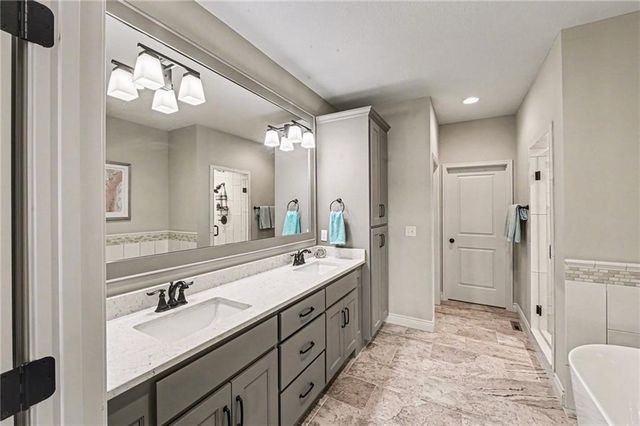 11458 S Waterford Drive, Olathe, KS 66061