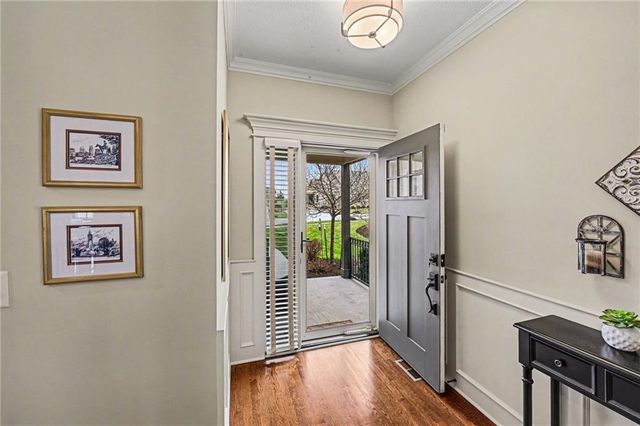 11458 S Waterford Drive, Olathe, KS 66061