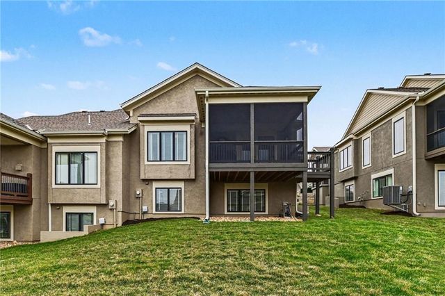 11458 S Waterford Drive, Olathe, KS 66061