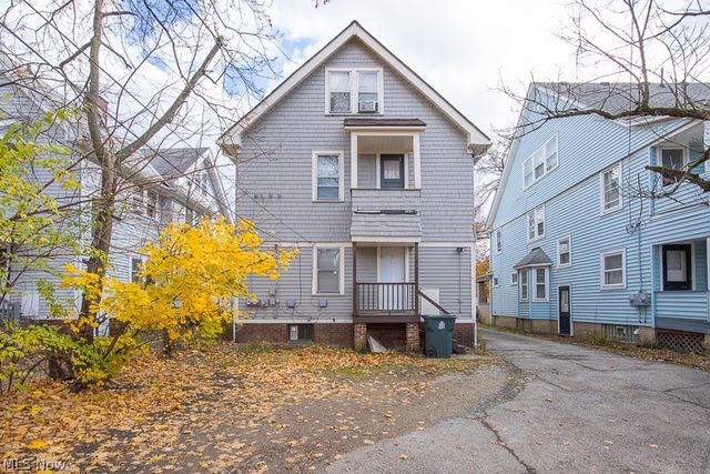 2671 Hampshire Road, Cleveland Heights, OH 44106