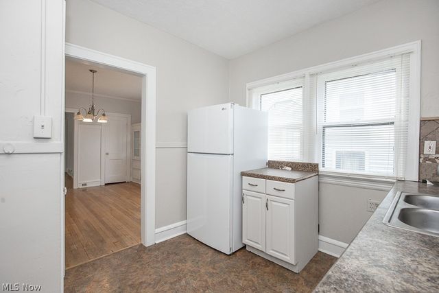 2671 Hampshire Road, Cleveland Heights, OH 44106