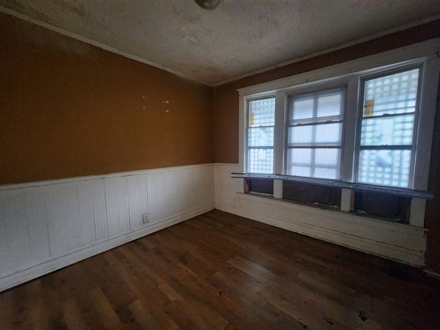 18 W 114th Street, Chicago, IL 60628