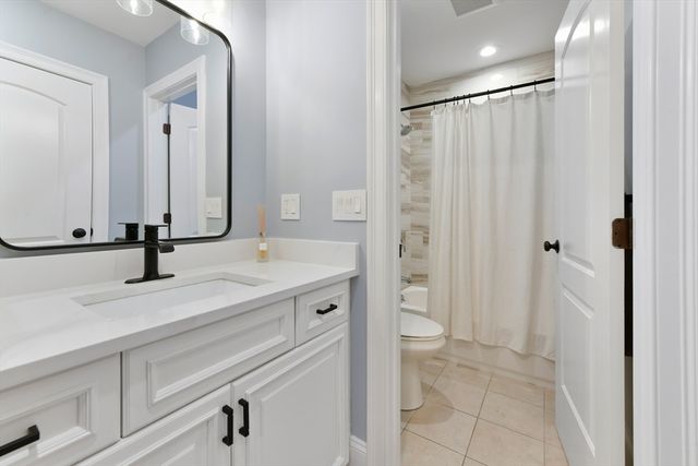 539 Sumner Street B, Boston, MA 02128