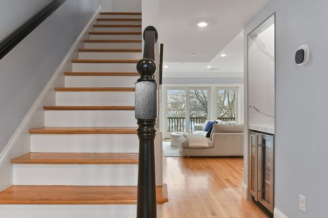 539 Sumner Street B, Boston, MA 02128