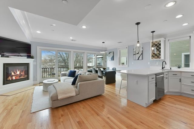 539 Sumner Street B, Boston, MA 02128