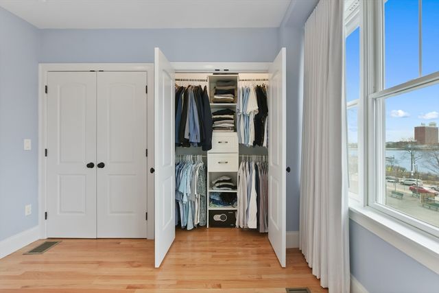 539 Sumner Street B, Boston, MA 02128