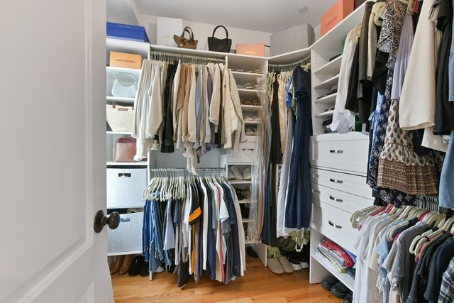 539 Sumner Street B, Boston, MA 02128