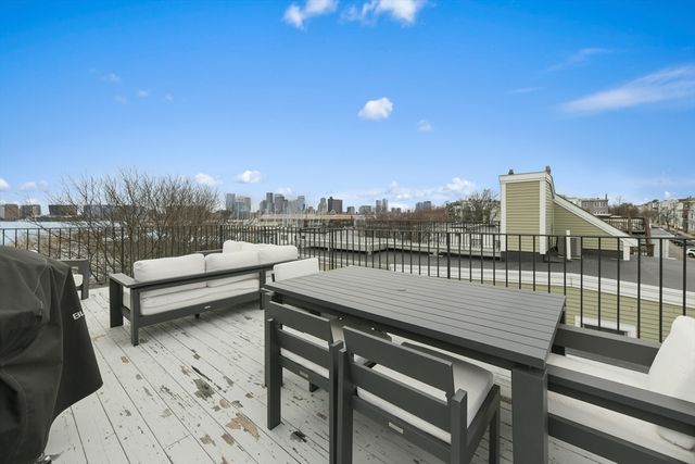 539 Sumner Street B, Boston, MA 02128