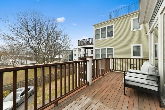 539 Sumner Street B, Boston, MA 02128