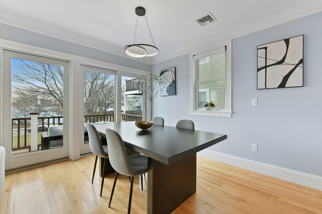 539 Sumner Street B, Boston, MA 02128