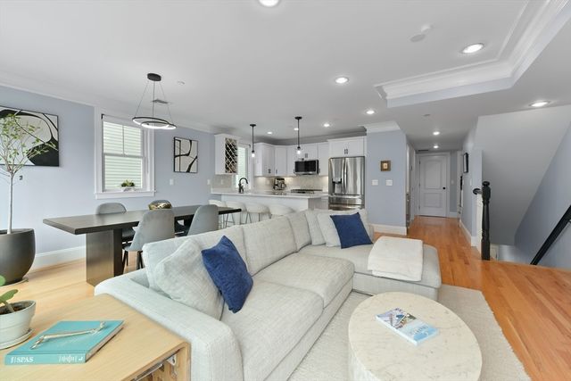 539 Sumner Street B, Boston, MA 02128