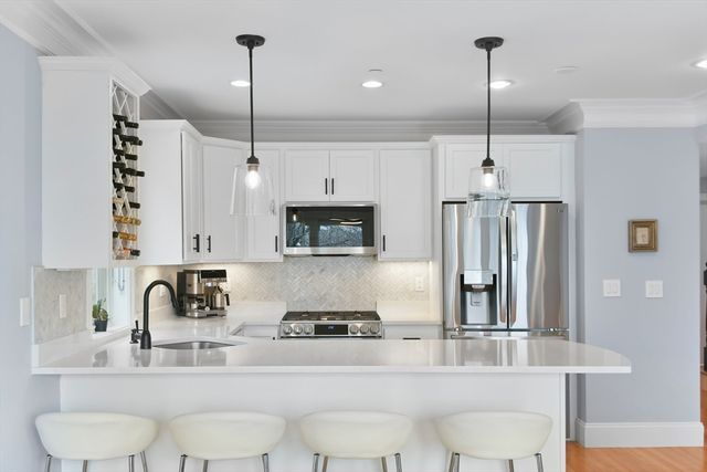 539 Sumner Street B, Boston, MA 02128