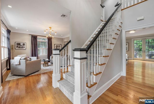 42 Lakewood Avenue, Ho-ho-kus, NJ 07423