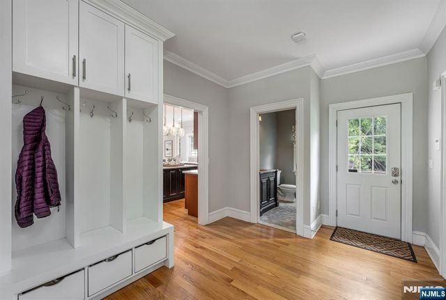 42 Lakewood Avenue, Ho-ho-kus, NJ 07423