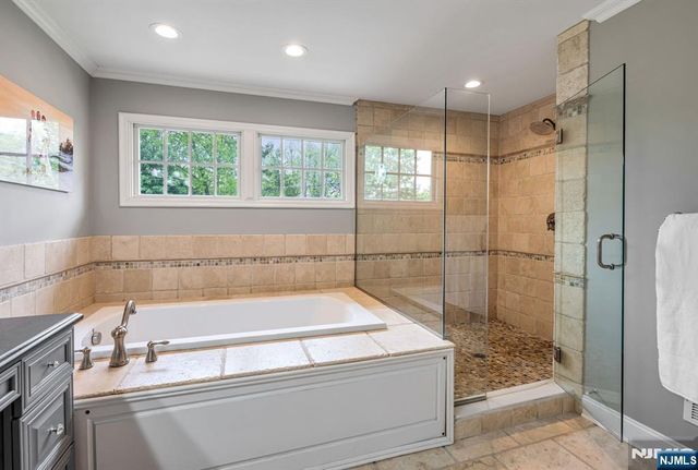 42 Lakewood Avenue, Ho-ho-kus, NJ 07423