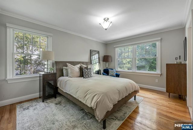 42 Lakewood Avenue, Ho-ho-kus, NJ 07423