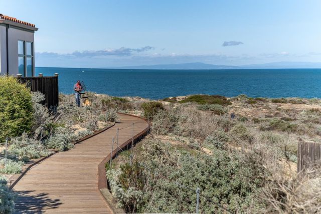 22 Spray Avenue, Monterey, CA 93940