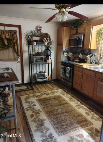 1016 County Hwy 138, Broadalbin, NY 12025