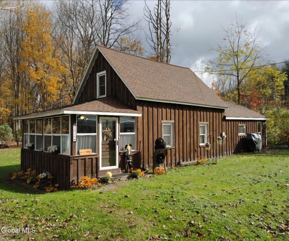 1016 County Hwy 138, Broadalbin, NY 12025