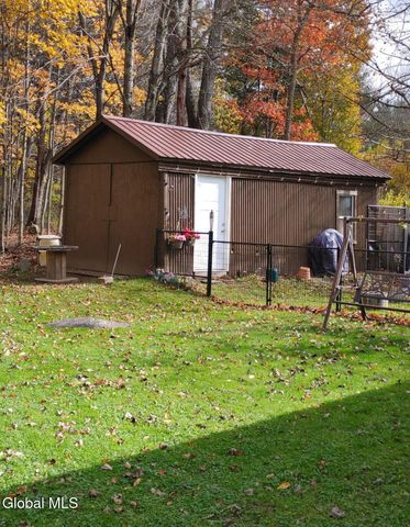 1016 County Hwy 138, Broadalbin, NY 12025