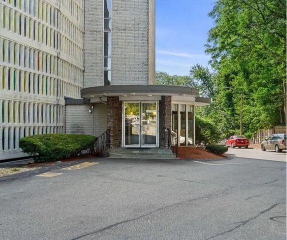 200 Swanton St 630, Winchester, MA 01890