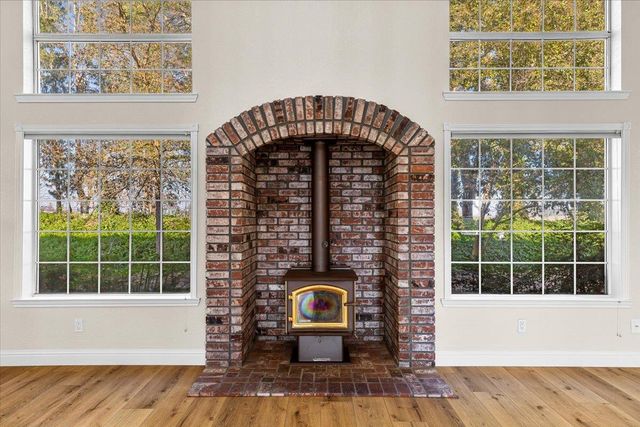 12900 Angrave Rd, Galt, CA 95632