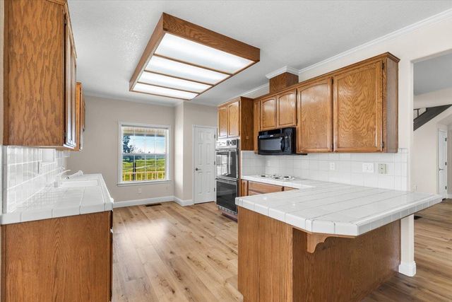 12900 Angrave Rd, Galt, CA 95632