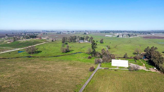 12900 Angrave Rd, Galt, CA 95632