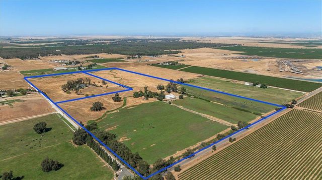 12900 Angrave Rd, Galt, CA 95632