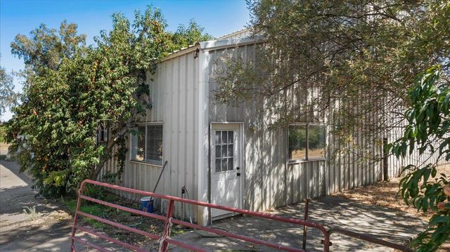 12900 Angrave Rd, Galt, CA 95632