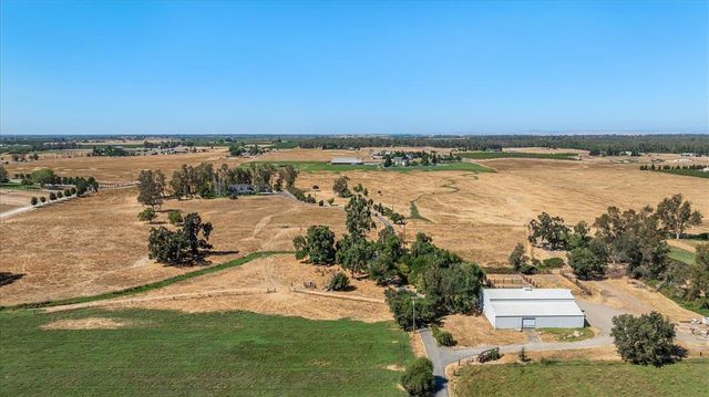 12900 Angrave Rd, Galt, CA 95632