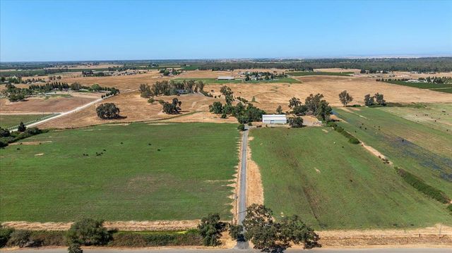 12900 Angrave Rd, Galt, CA 95632