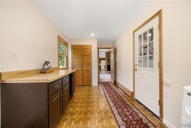 7534 Broadfield Road, Pompey, NY 13104