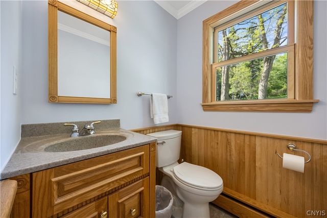 7534 Broadfield Road, Pompey, NY 13104