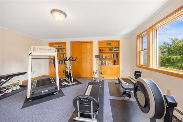 7534 Broadfield Road, Pompey, NY 13104