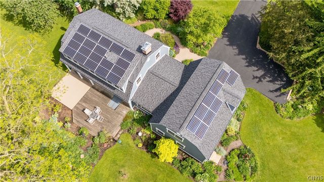 7534 Broadfield Road, Pompey, NY 13104