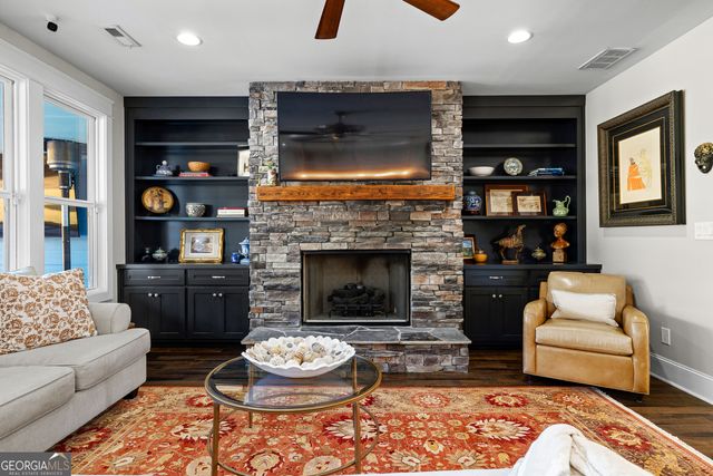 135 Woodbridge Place, Brooks, GA 30205