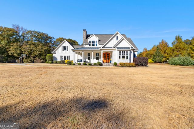 135 Woodbridge Place, Brooks, GA 30205