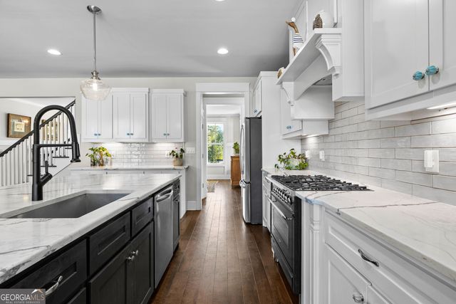 135 Woodbridge Place, Brooks, GA 30205