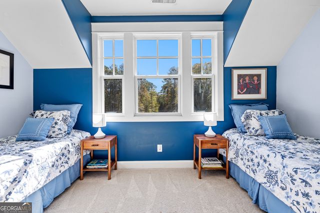 135 Woodbridge Place, Brooks, GA 30205